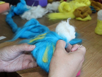 Изготовление игрушек из шерсти